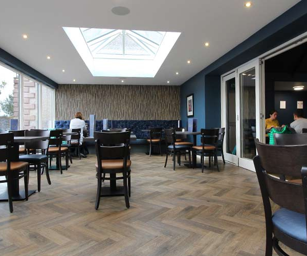 The Royal Hotel 5 5